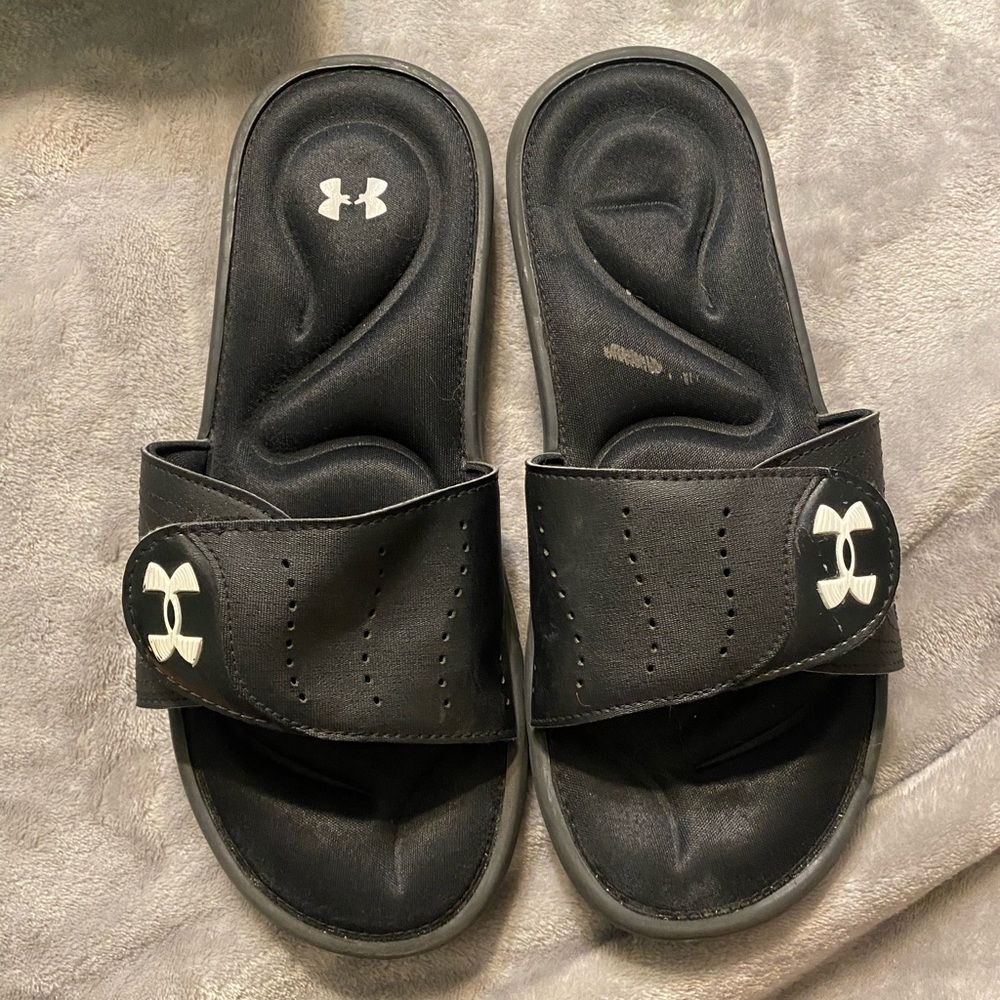 Size 10, Under Armour slides